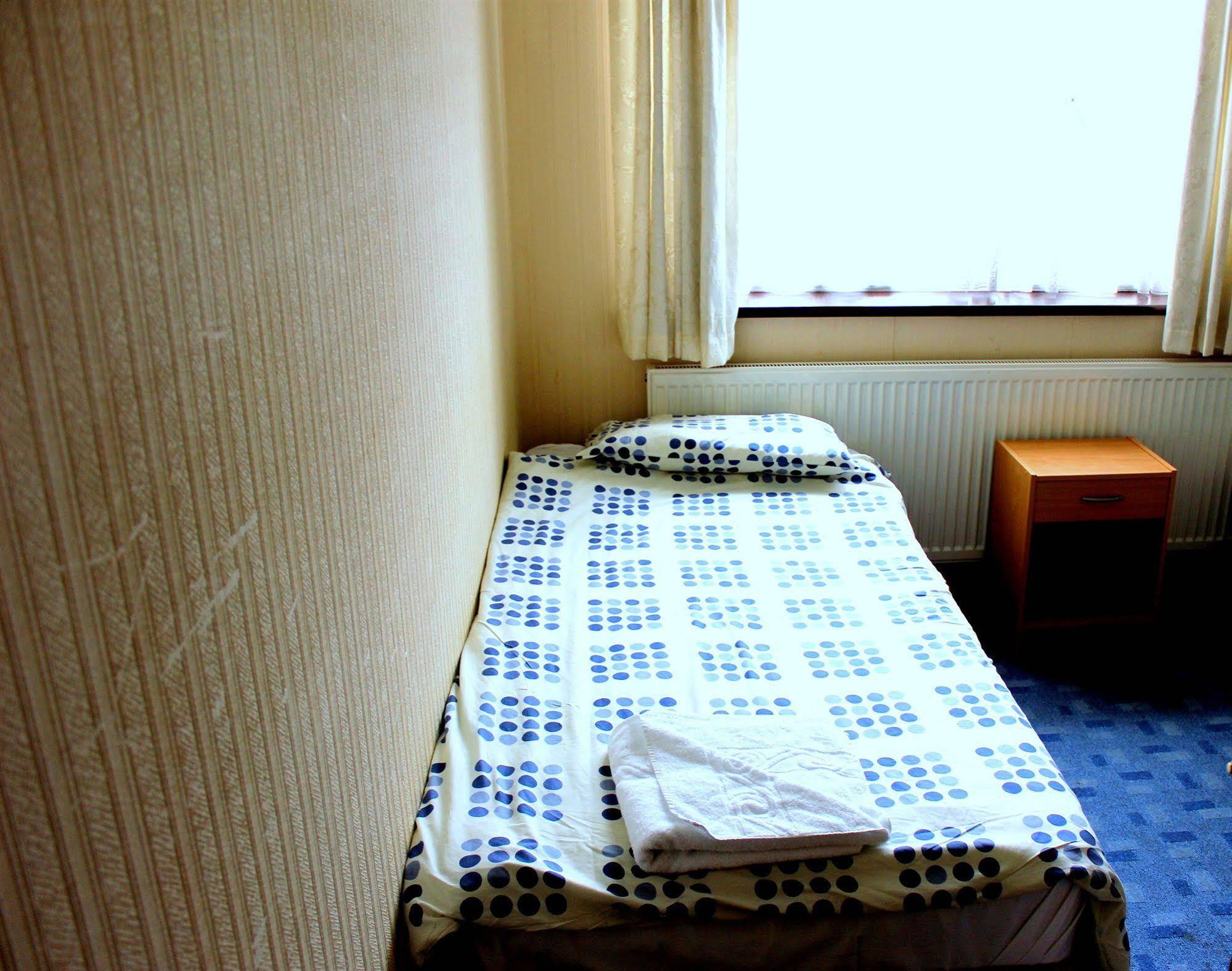 Heathrow Lodge Hillingdon Eksteriør bilde