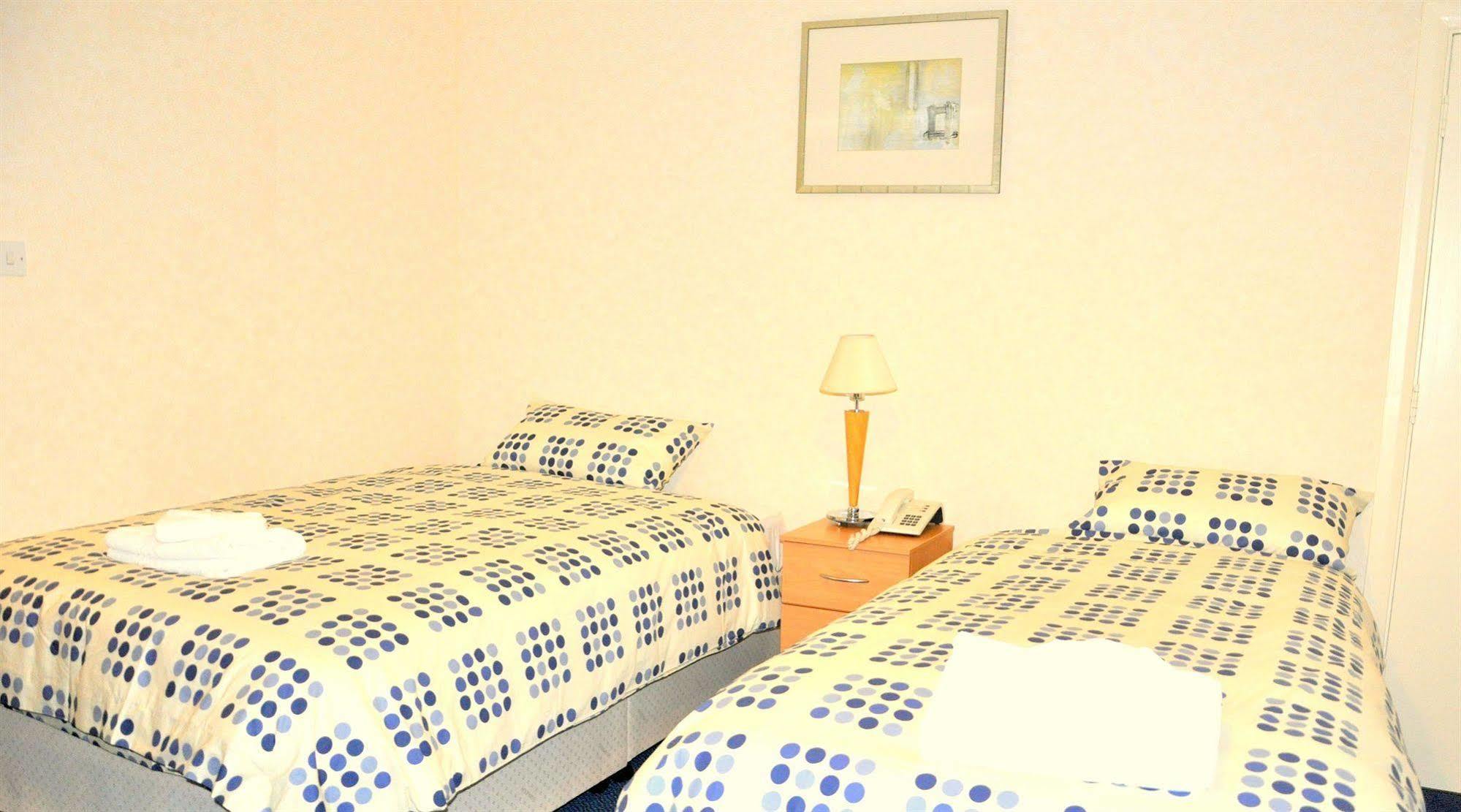 Heathrow Lodge Hillingdon Eksteriør bilde
