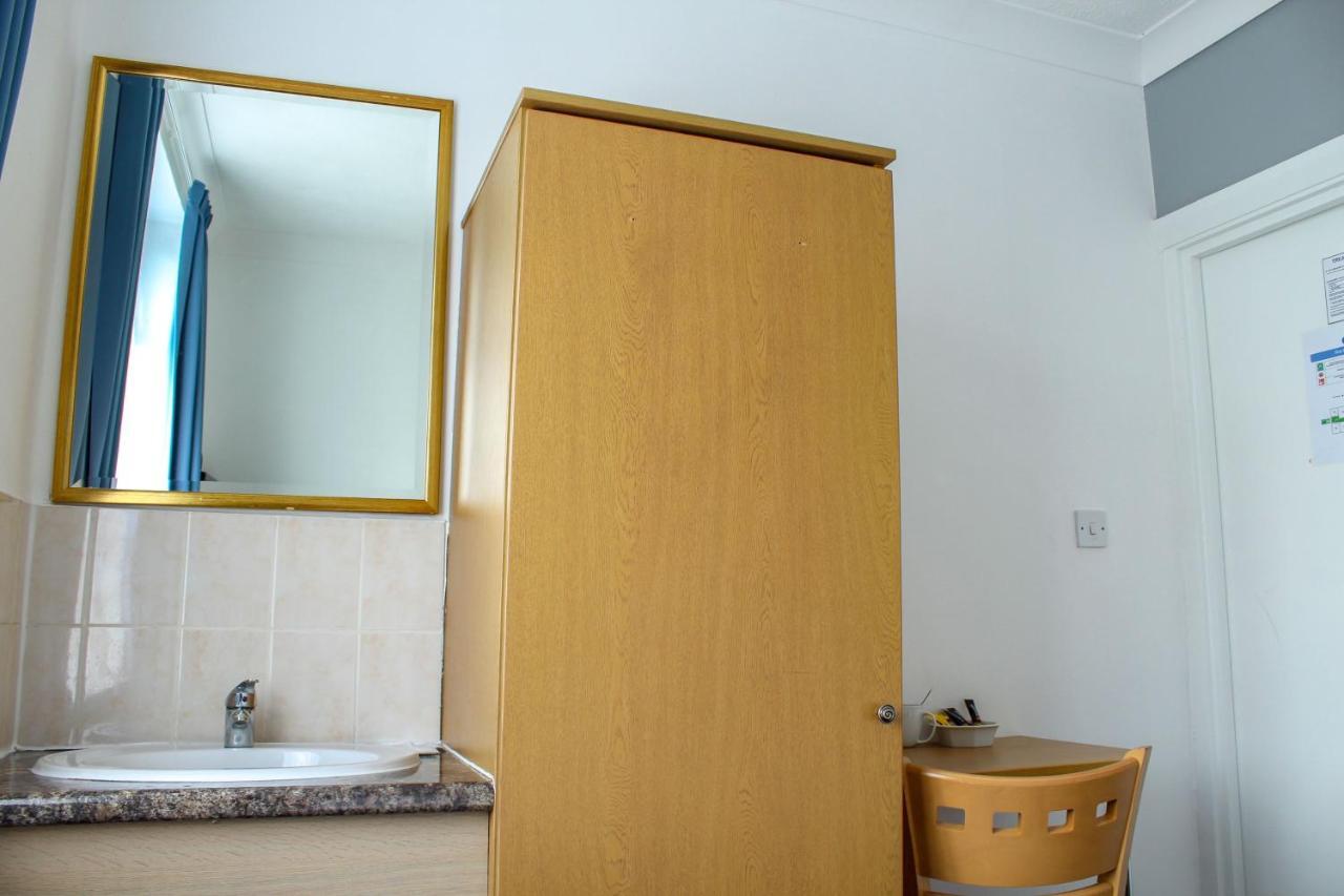 Heathrow Lodge Hillingdon Eksteriør bilde