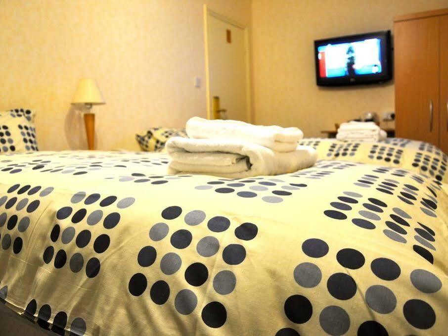 Heathrow Lodge Hillingdon Eksteriør bilde